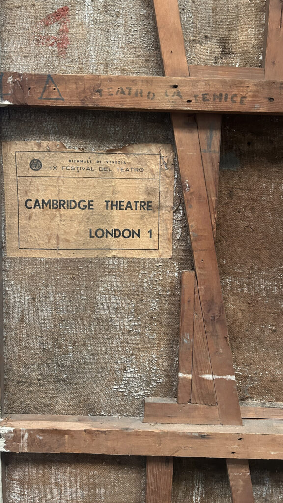 Timbri e targhe sul retro di Olimpichetto